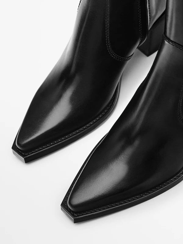 High Heels 
Cow Leather